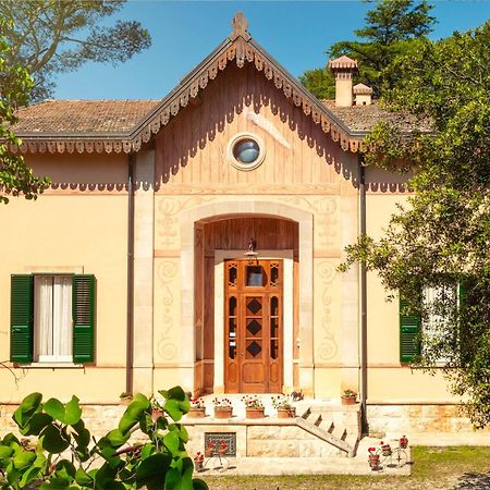 La Maison - Tenuta Colavecchio Hotel Putignano Exterior photo